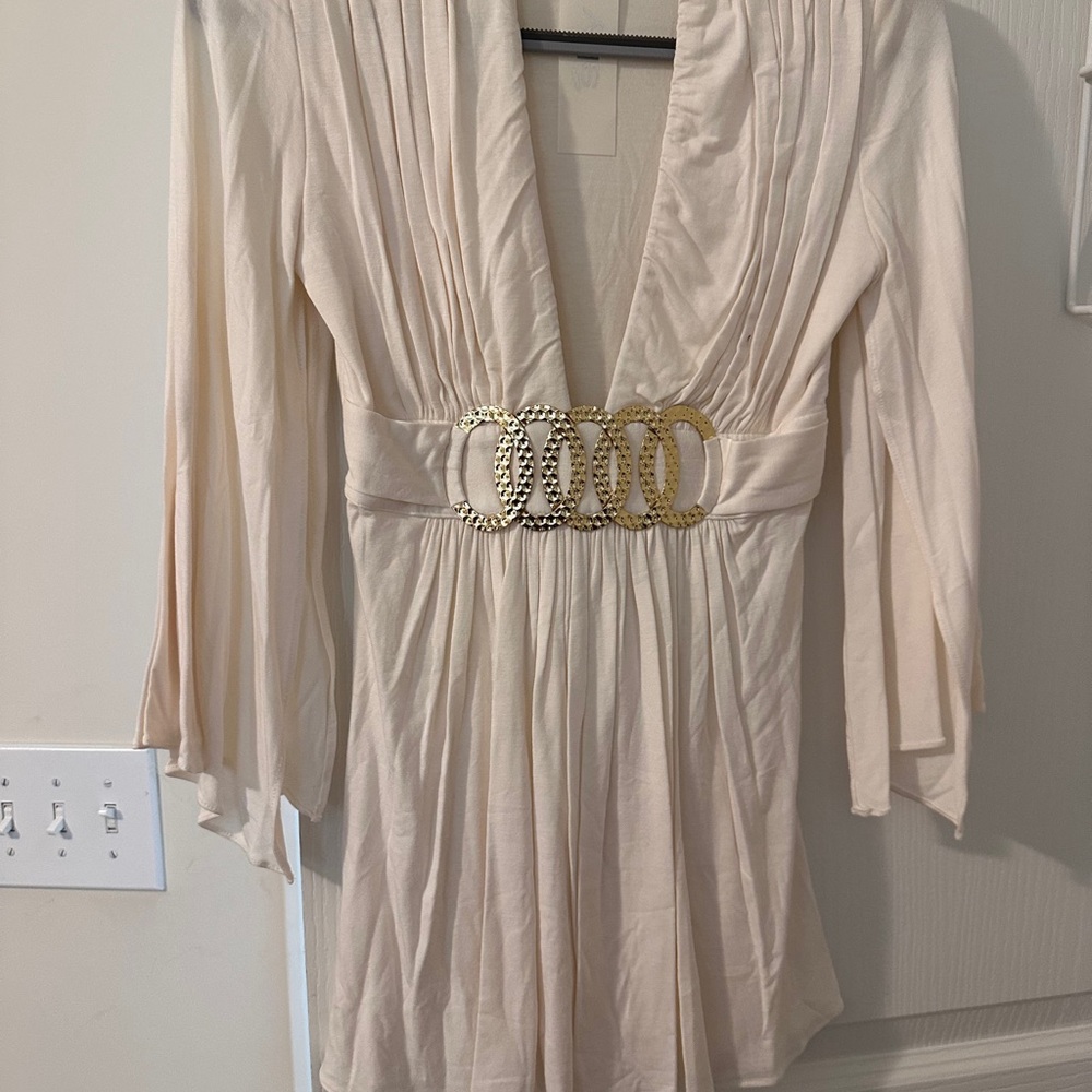 NWT Sky Cream Blouse with Open Flowing Sleeves &‎ Gold Belted Accents Size Small - Picture 5 of 12